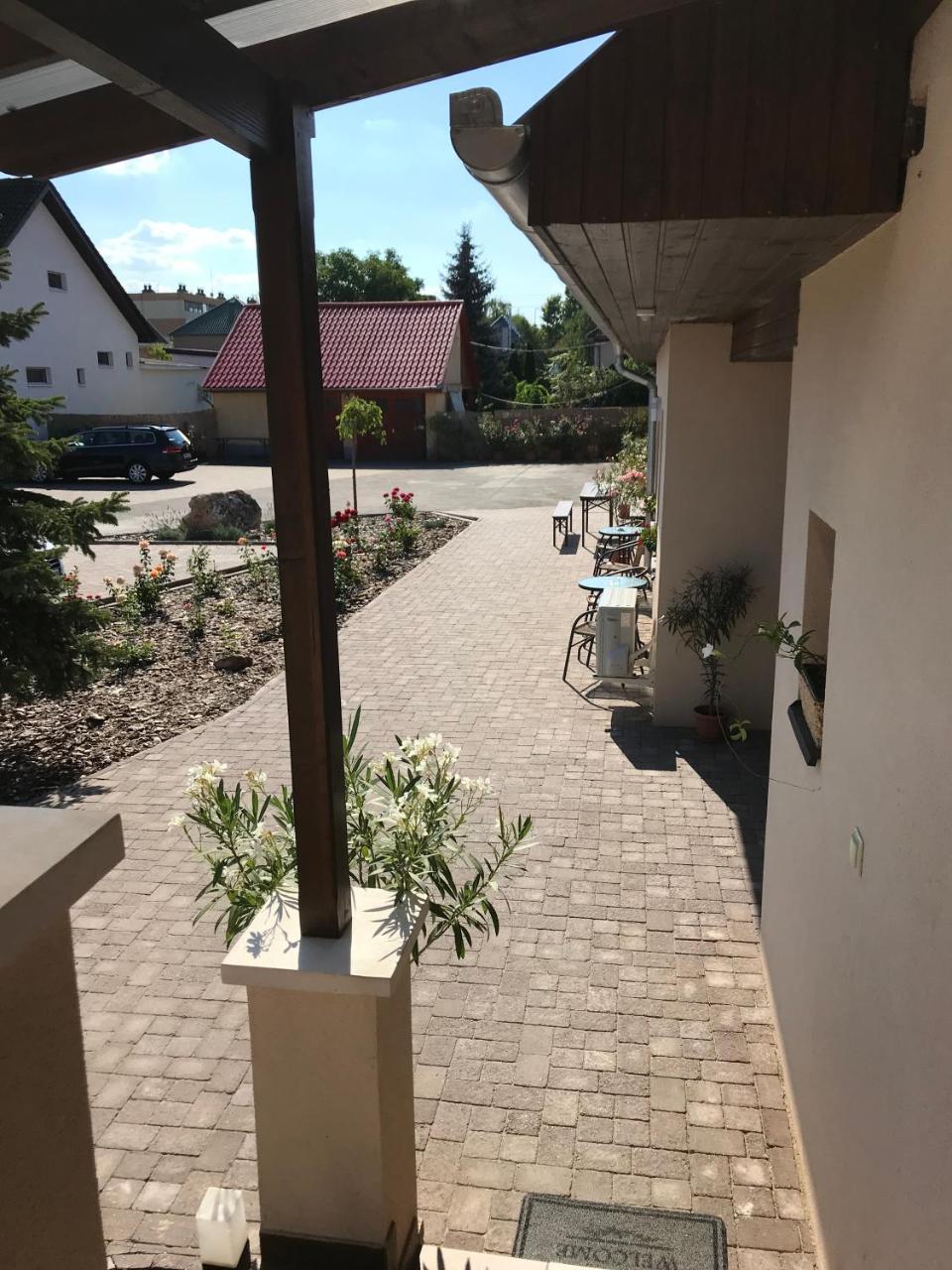 Kristaly Apartmanok Kisvárda Exterior foto